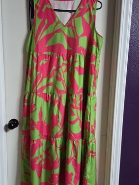 Womens Sleeveless Dress in Pink and Green